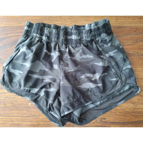 Athleta VENTED Green Camo Printed Mesh Racer Run Short 4" Women's Size Small - Picture 3 of 6